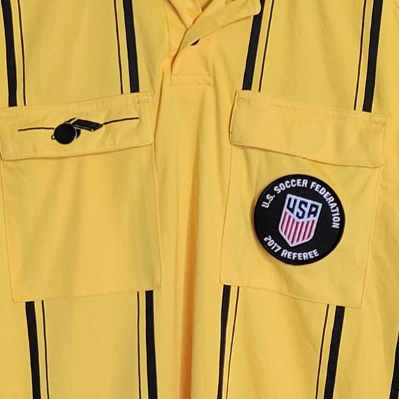 💜Referee Shirt Small Soccer The Whistle Line Brand - Picture 4 of 8